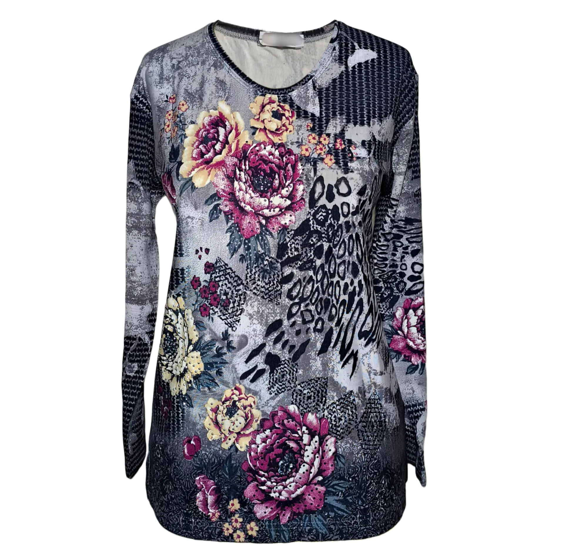 بلوز آستین بلند نگین کارشده نخی کد LMN319 بلوز آستین بلند نگین کارشده نخی کد LMN319